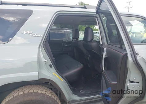 2023 Toyota 4Runner Trd Off Road Premium из США, поврежденный, VIN JTERU5JR7P6121018